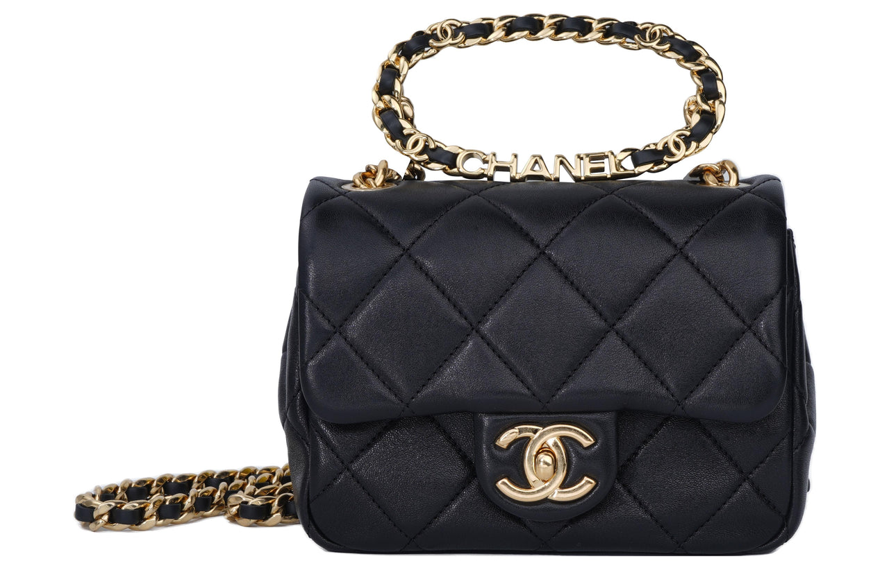 CHANEL Shoulder Bags