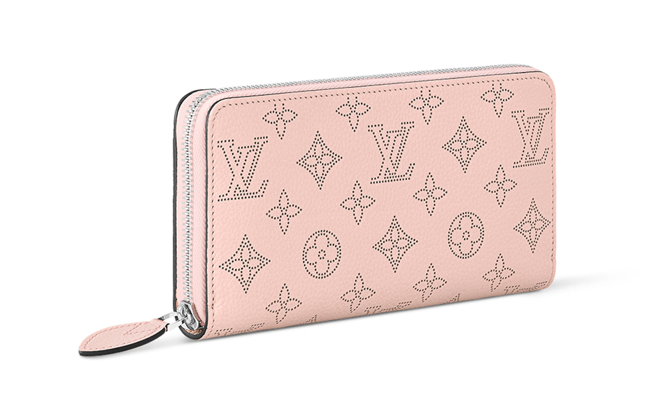 LOUIS VUITTON Zippy Wallet