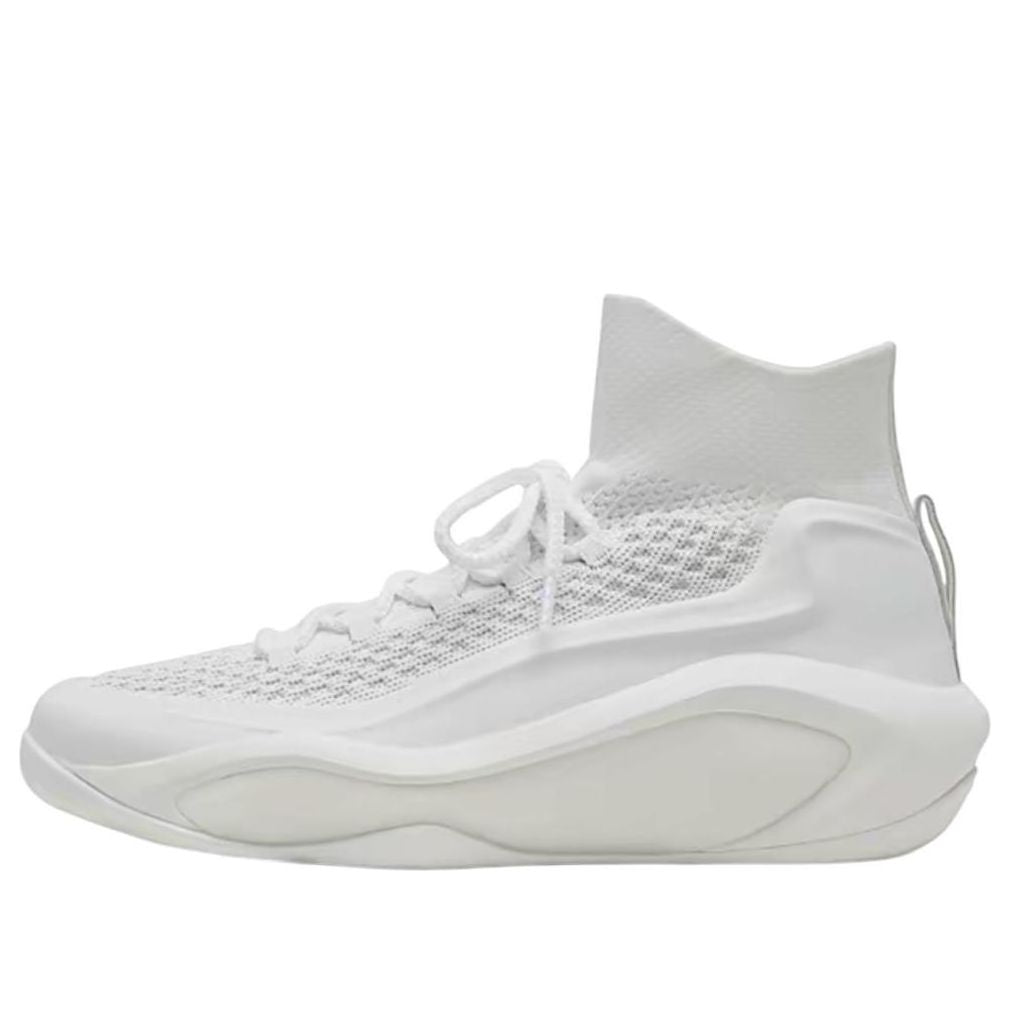 EQLZ 247 'Moon White' 24FG24700A