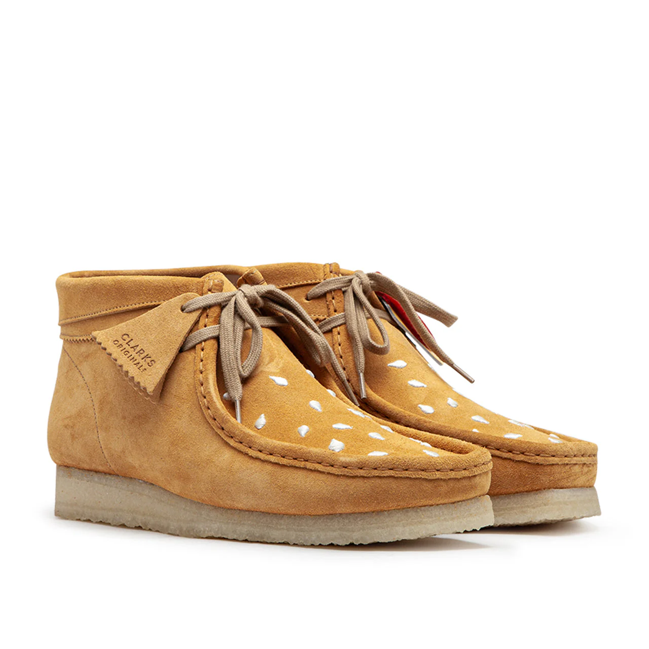 Clarks x Vandy The Pink Wallabee Boots 'Tan' 26175940