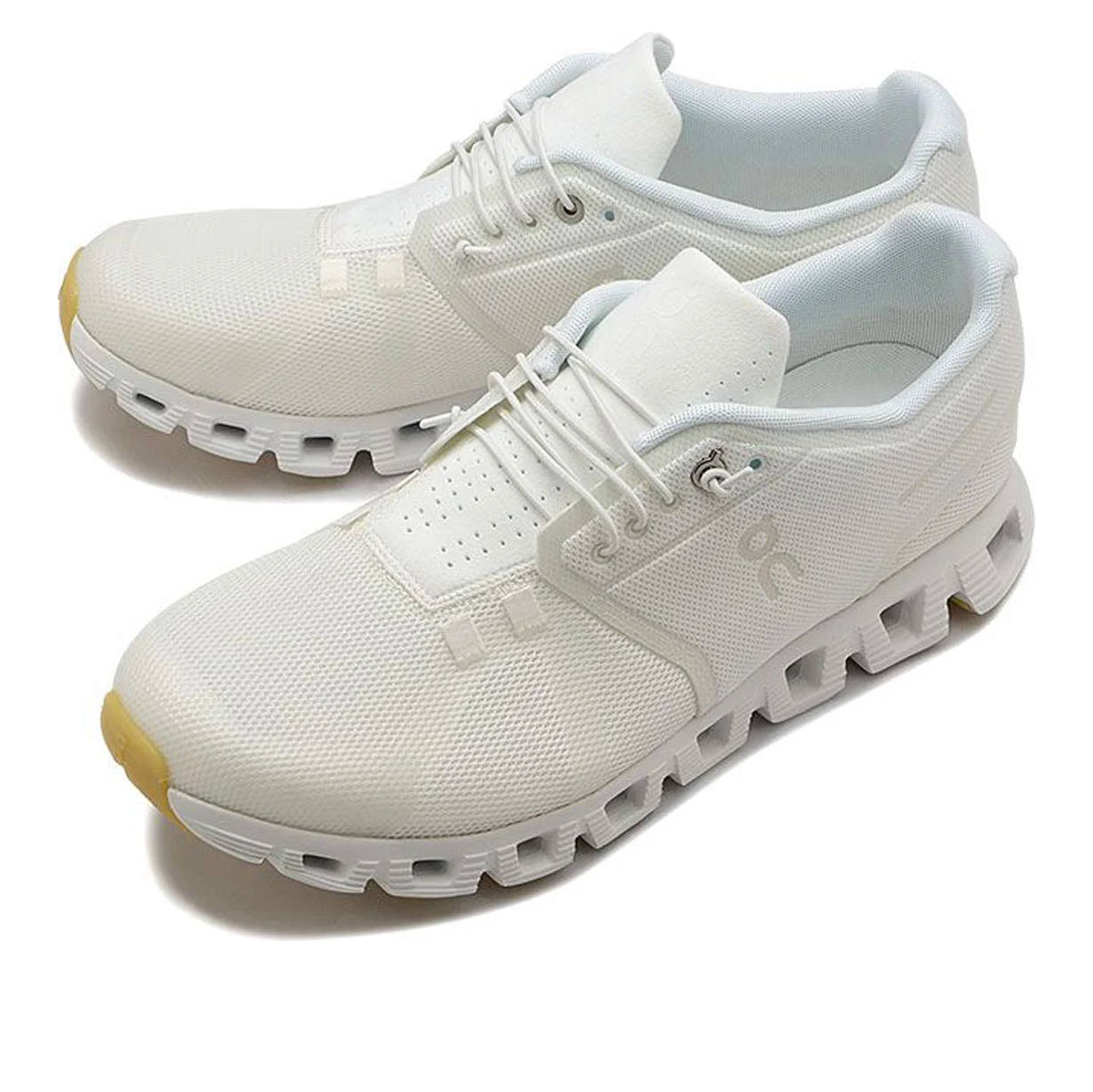 On Running Cloud 5 'Undyed' 88.98533