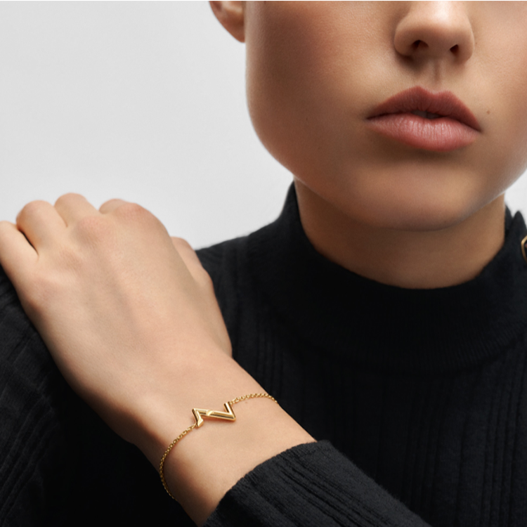 LOUIS VUITTON Lv Volt Upside Down Chain Bracelet Yellow Gold