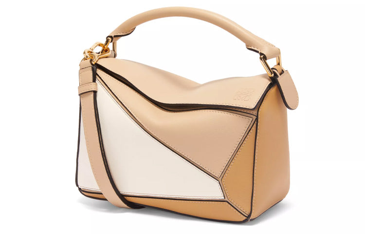 LOEWE Puzzle Cow Leather Puzzle Bag, Handbag, Shoulder Bag, Crossbody Bag Trumpets Women's Gray Beige/Soft White