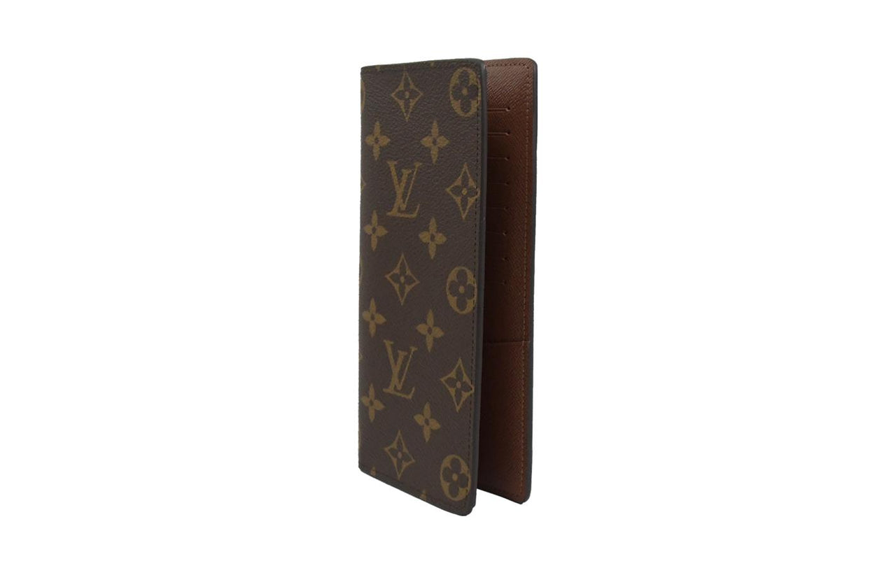 LOUIS VUITTON Brazza Wallet