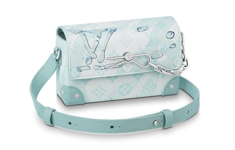 LOUIS VUITTON Steamer Wearable Wallet Monogram