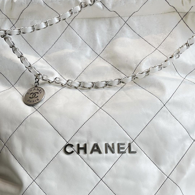 CHANEL 22Bag Smooth Finish Calfskin Tote Bag Shopping Bag Portable Crossbody Bag Shoulder Bag Large Size Women's White