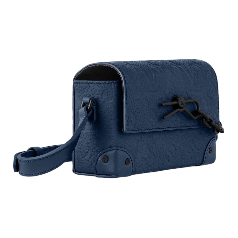 LOUIS VUITTON Steamer Wearable Wallet