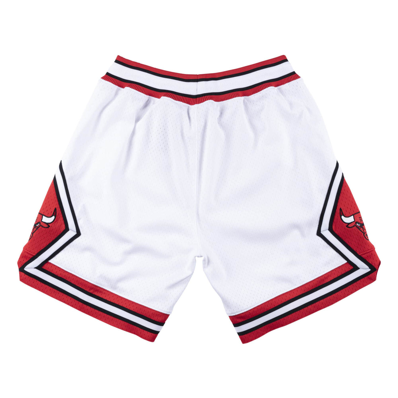 Mitchell & Ness NBA Authentic Shorts Chicago Bulls 1996-97 'White Red' ASHRCP19040-CBUWHIT96