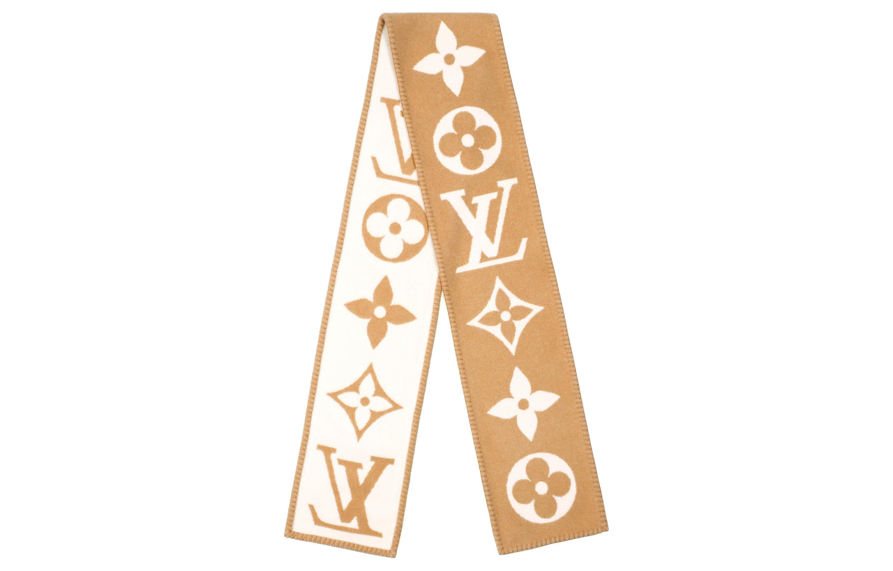 LOUIS VUITTON Sweet Dreams Scarf