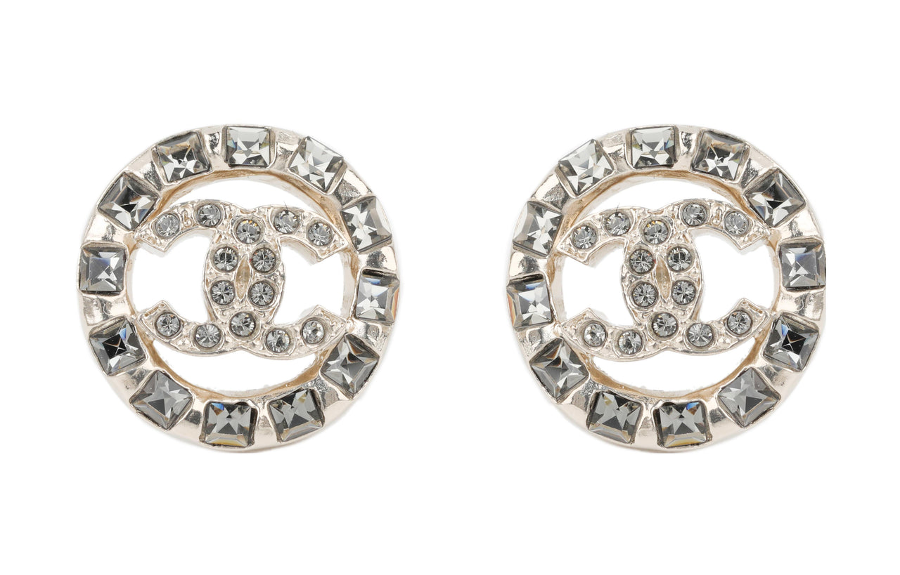 CHANEL Stud Earrings Women's Gold