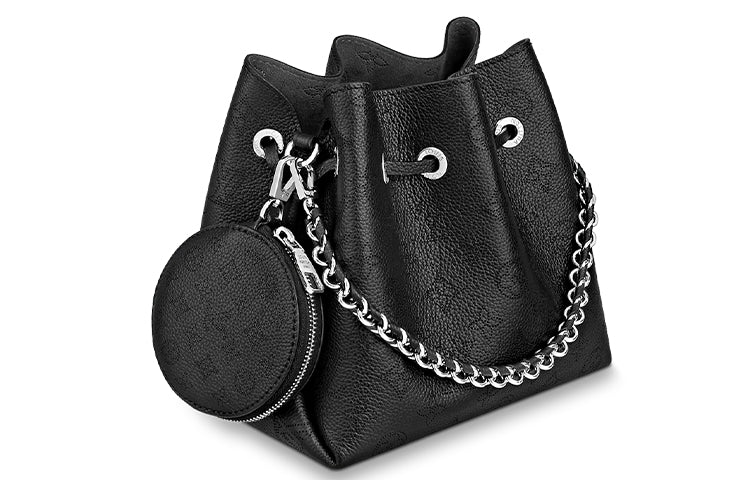 LOUIS VUITTON Bella Bucket Bag Black