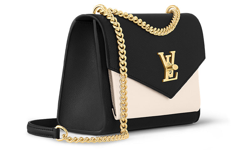 LOUIS VUITTON MyLockMe Chain Bag