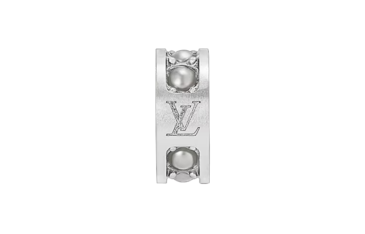 LOUIS VUITTON Pearls Earcuff