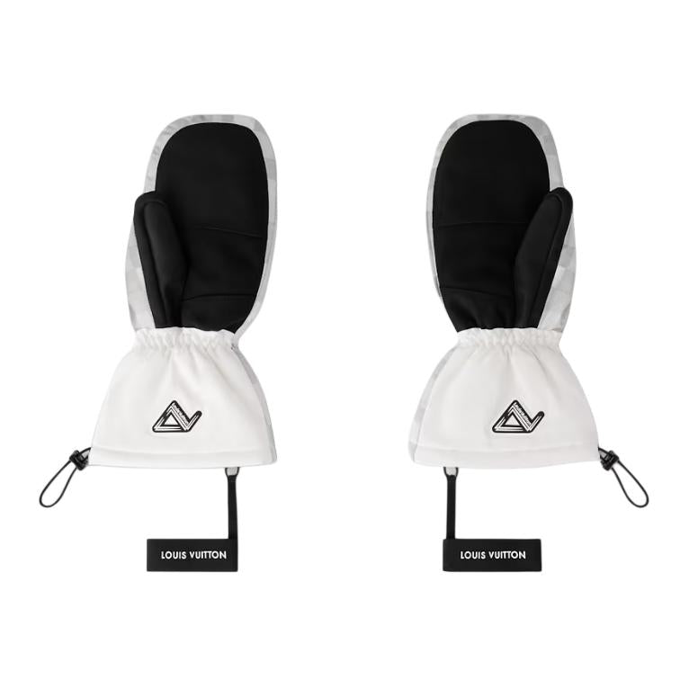 LOUIS VUITTON Damoflage Mittens
