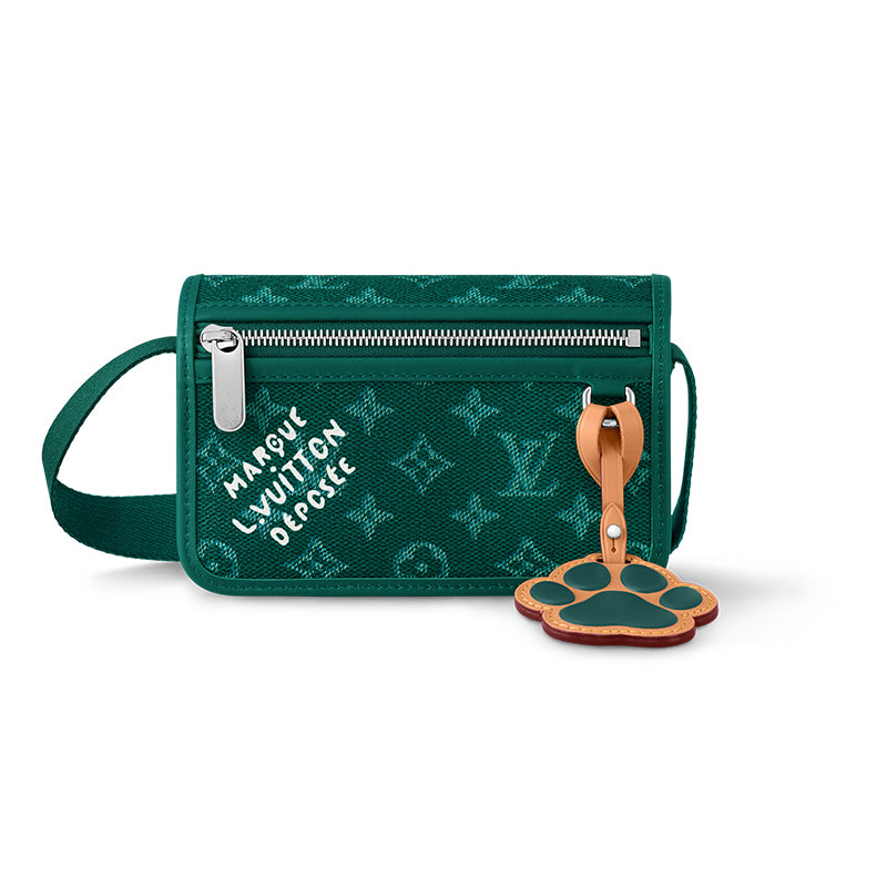 LOUIS VUITTON Bosphore Wearable Wallet