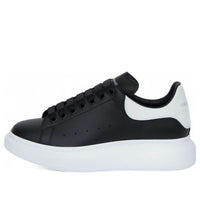 Alexander McQueen Oversized Sneaker 'Black White' 2024 553680-WIEEN-1070
