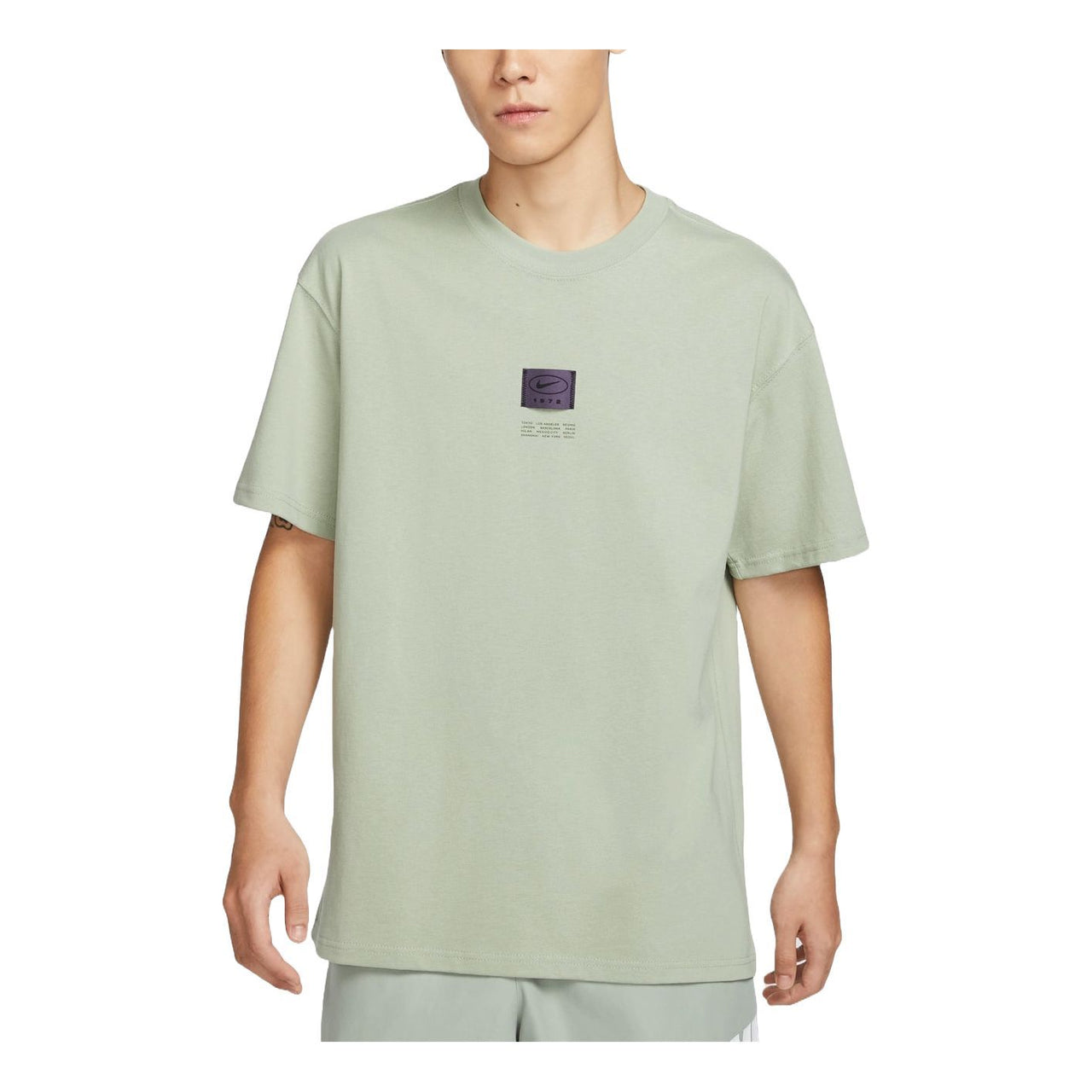 Nike Sportswear Label T-shirt Asia Sizing 'Light Green' FZ5393-370