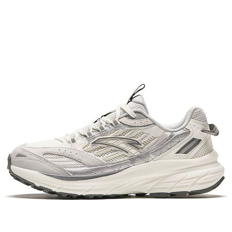 (WMNS) ANTA AT957 'White Grey Silver' 922415596-1