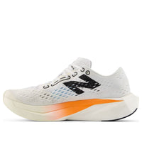 (WMNS) New Balance FuelCell SuperComp Pacer v2 'Hot Mango White' WFCRRCH2