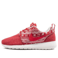 (WMNS) Nike Roshe One 'Christmas Sweater' 685286-661