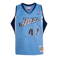 Mitchell & Ness NBA Swingman Jersey 'Utah Jazz - Andrei Kirilenko 2009-10' SMJYLG20007-UJALTBL09AKI