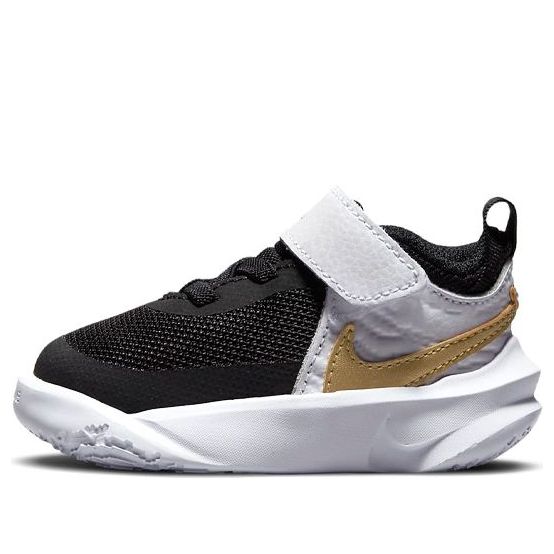 (TD) Nike Team Hustle D10 'Black White Metallic Gold' CW6737-002