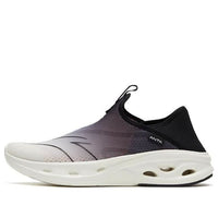 (WMNS) ANTA Causal Shoes 'Black White' 922327775-3