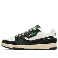 (WMNS) ANTA A-Shock Low 'Black White Green' 122248090S-1