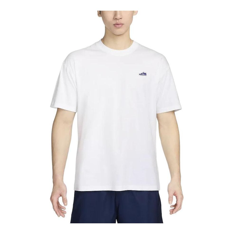 Nike Sportswear Dunk Patch T-shirt Asia Sizing 'White' FV3752-100