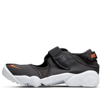 (WMNS) Nike Air Rift Breathe 'Black Rush Orange' DN1338-001