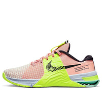 (WMNS) Nike Metcon 8 'Arctic Orange Volt' DO9327-800