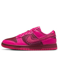 (WMNS) Nike Dunk Low 'Valentine's Day' DQ9324-600