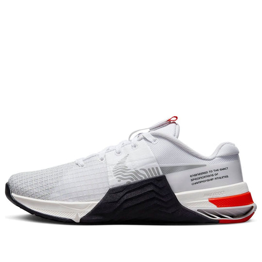 (WMNS) Nike Metcon 8 'White Black Picante Red' DO9327-102