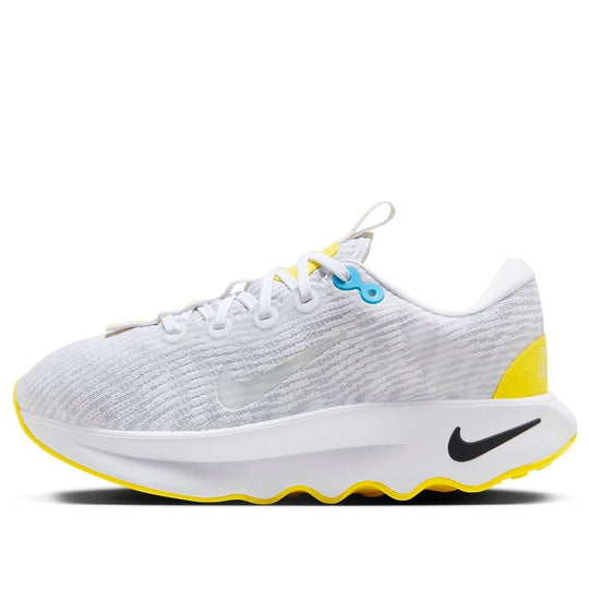 (WMNS) Nike Motiva 'White' DV1238-100