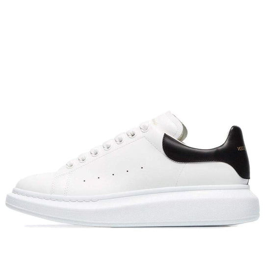 Alexander McQueen Oversized Sneaker 'White Black' 553680WHGP5-9061