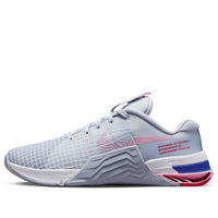 (WMNS) Nike Metcon 8 'Football Grey Soft Pink' DO9327-005