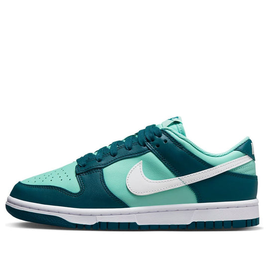 (WMNS) Nike Dunk Low 'Green' DD1503-301