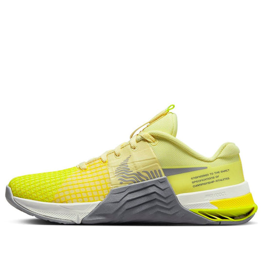 (WMNS) Nike Metcon 8 Training Shoes 'Citron Tint Light Smoke Grey' DO9327-801