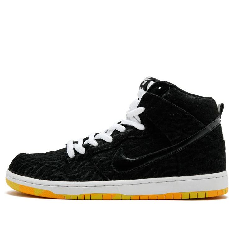 Nike SB Dunk High Pro 'Skunk' 305050-034