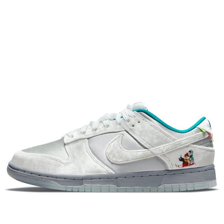 (WMNS) Nike Dunk Low 'Ice' DO2326-001