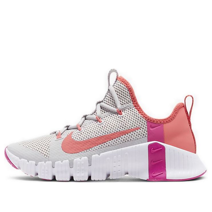 (WMNS) Nike Free Metcon 3 'Vast Grey Fire Pink' CJ6314-068