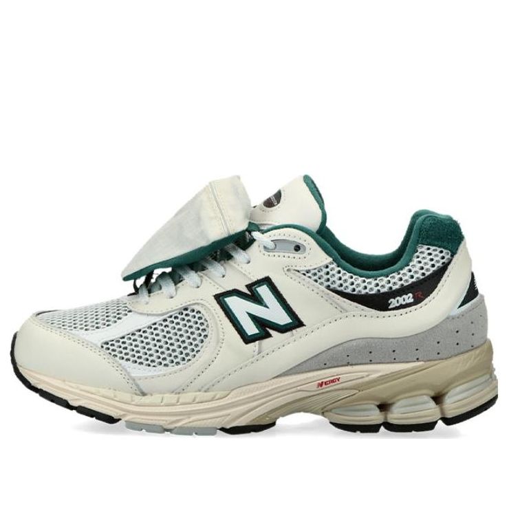 New Balance 2002R 'Pouch - Nightwatch Green' M2002RVD