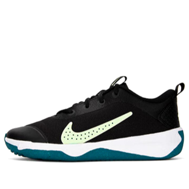 (GS) Nike Omni Multi-Court 'Black Bright Spruce' DM9027-003