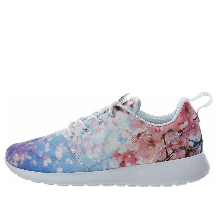 (WMNS) Nike Roshe One 'Cherry Blossom' 819960-100