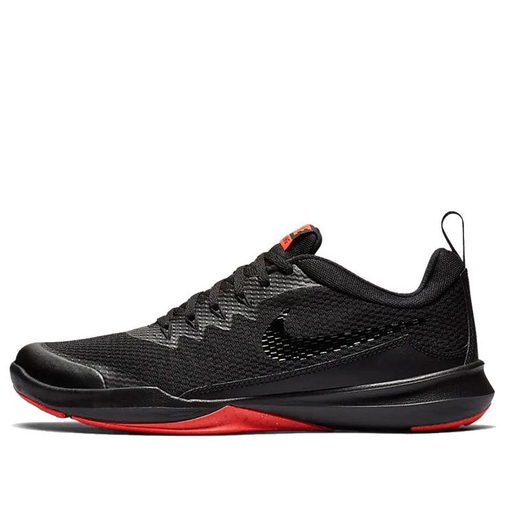 Nike Legend Trainer Nike Legend Trainer Black/Bright Crimson 924206-060