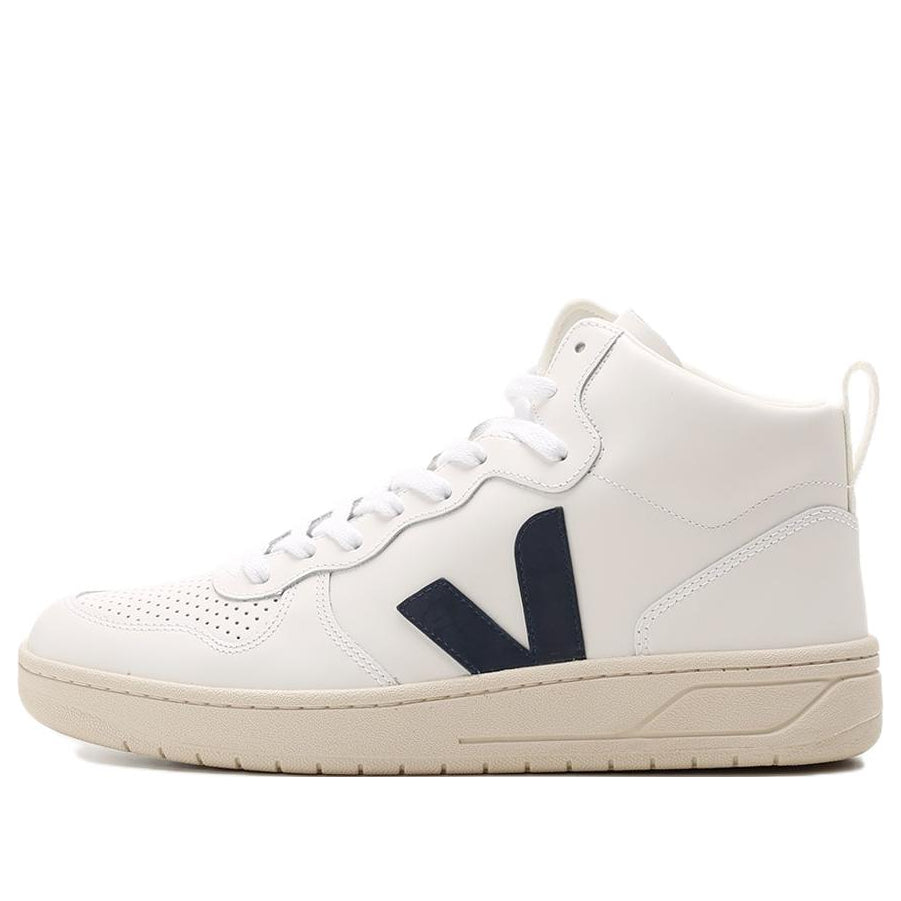 Veja V-15 Leather 'White Nautico' VQ0203086