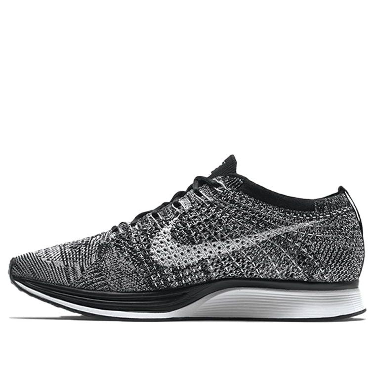 Nike Flyknit Racer 'Oreo 2.0' 526628-012