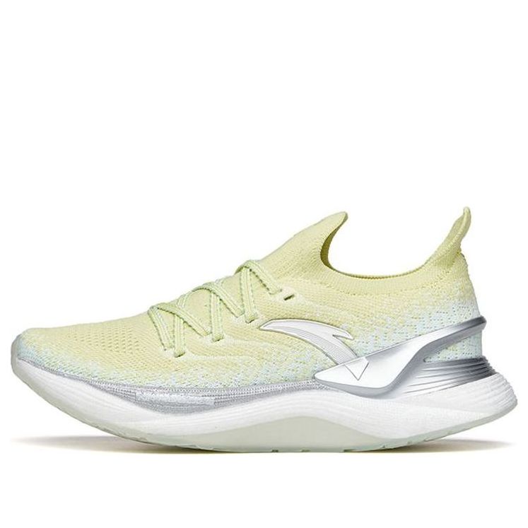 (WMNS) ANTA Chuang 2 Pro 'Yellow Silver' 122215581-3