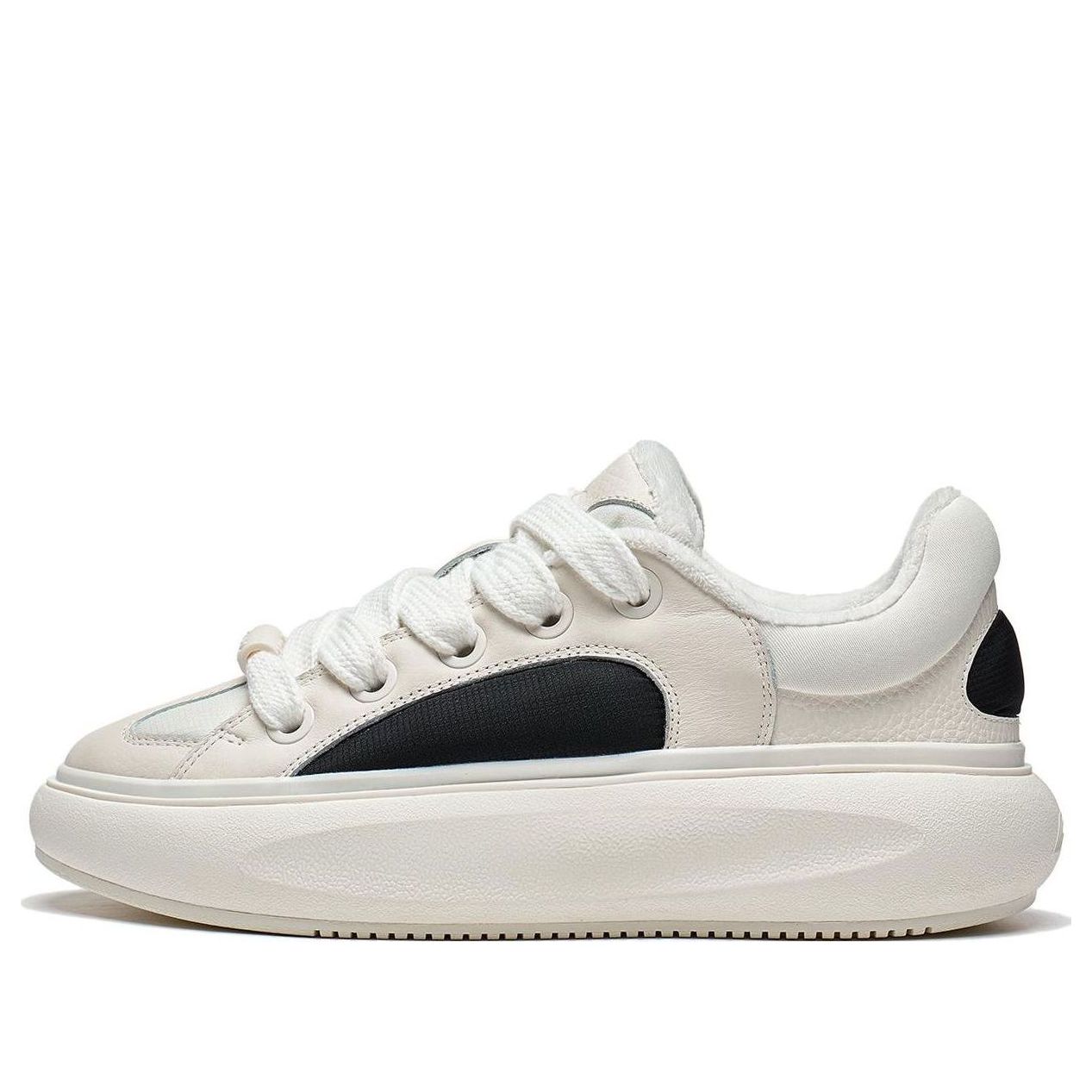 Li-Ning YunYou C4D 'White Black' AZGT089-1