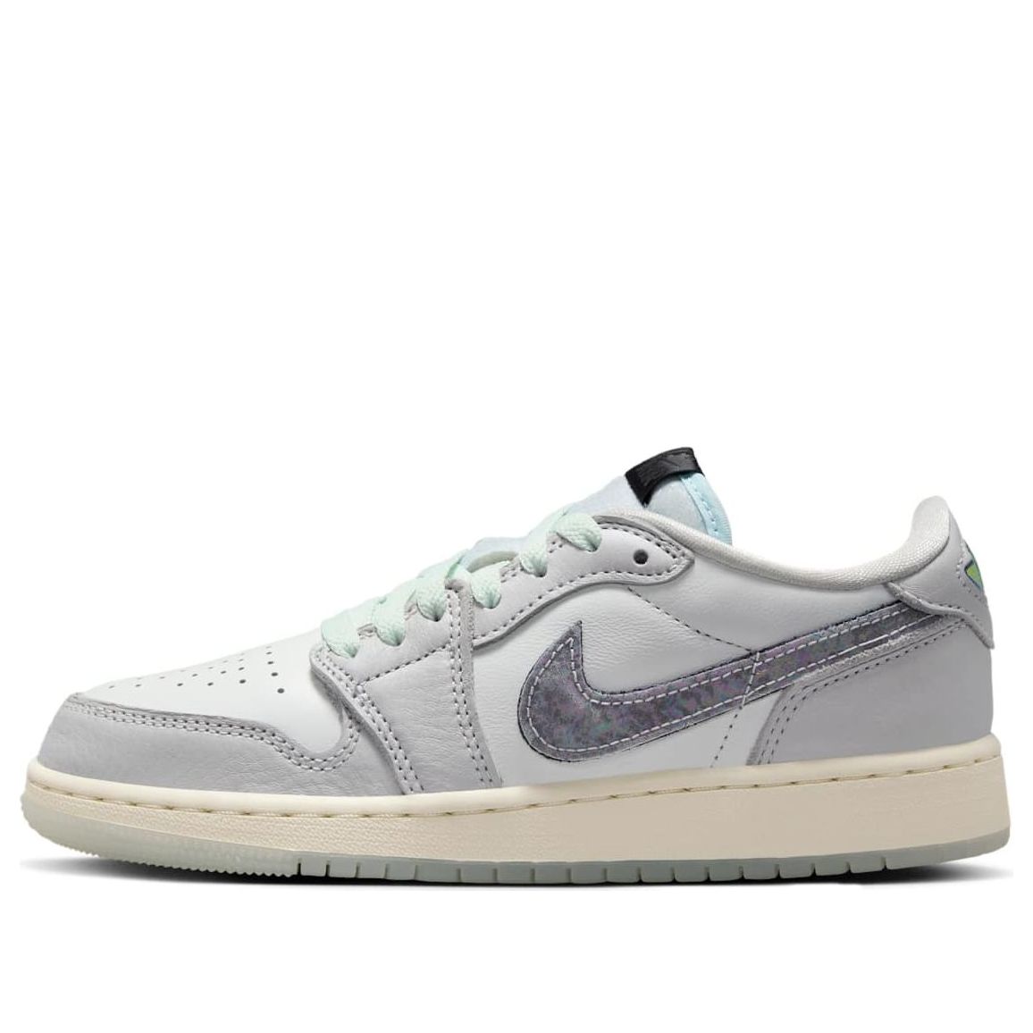 (GS) Air Jordan 1 Retro Low OG 'Year of the Snake' HF3207-100